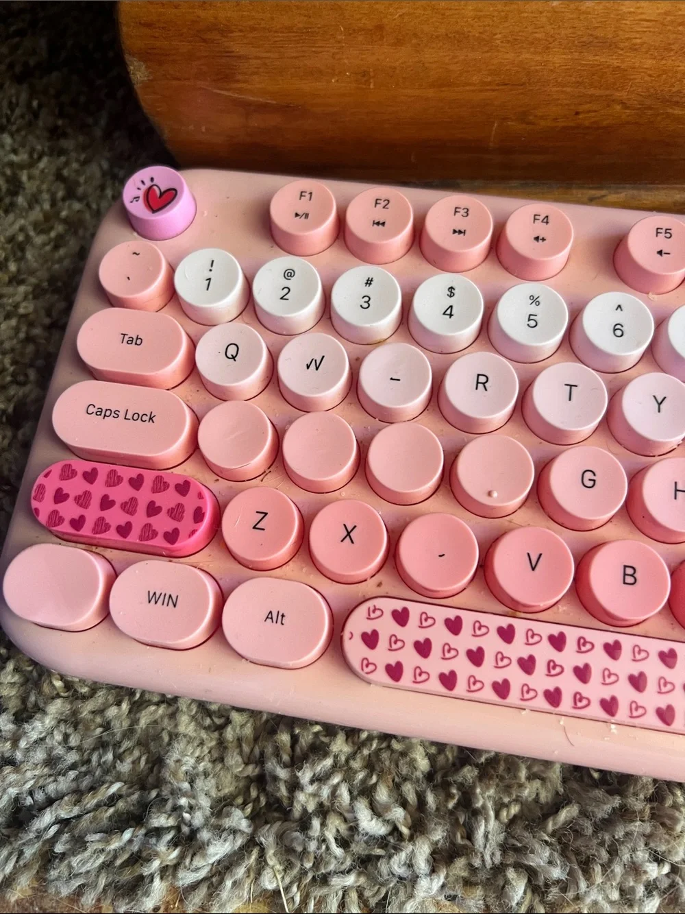 Mofii keyboard, pretty girly pink
